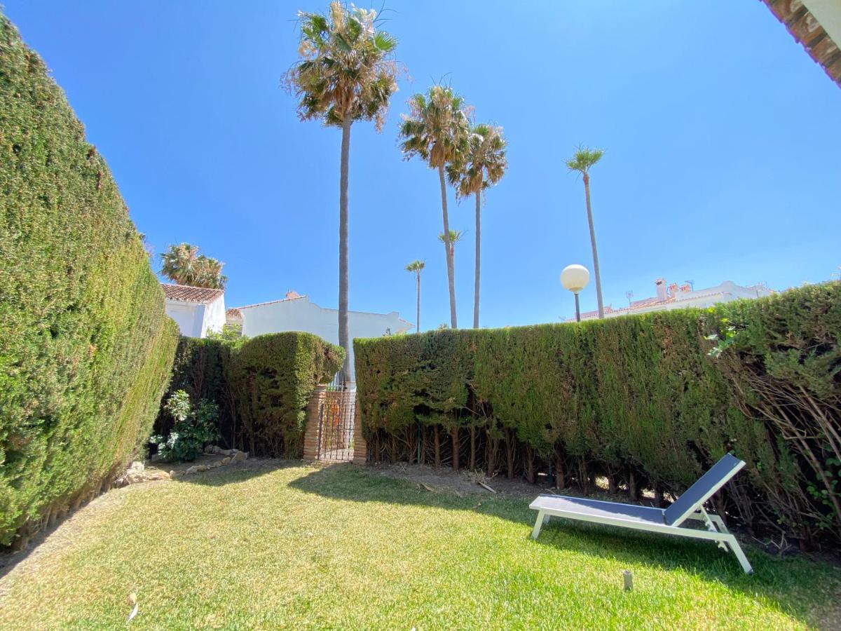 Villa Townhouse W/Sea View & Garden Estepona Exterior foto
