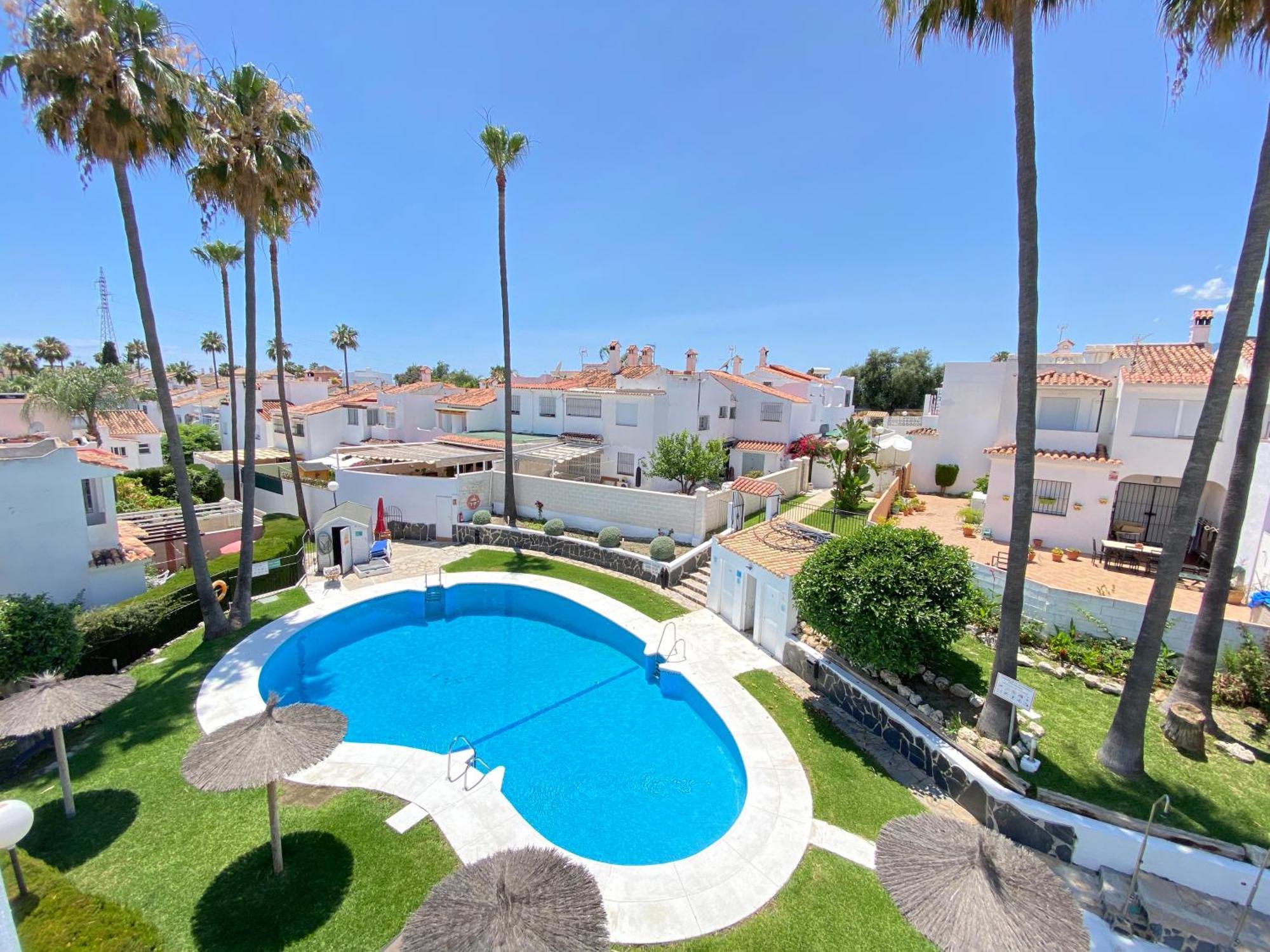 Villa Townhouse W/Sea View & Garden Estepona Exterior foto
